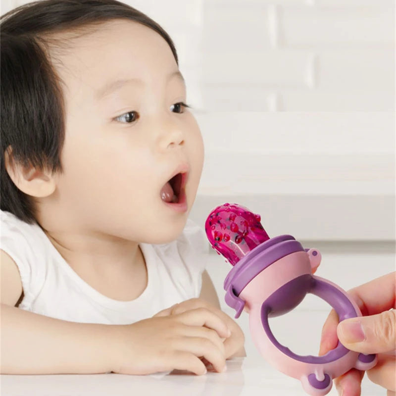 Alimentador de Frutas de Silicone para Bebês
