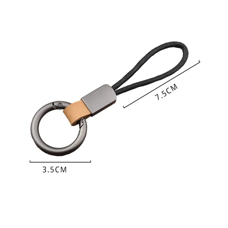 Chaveiro de Couro Genuíno com Cordão – Acessório Elegante